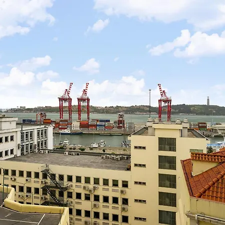 Whome 1-bed W/ River Views Great For D Nomads & R Workers * Lissabon