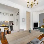Whome 1-bed W/ River Views Great For D Nomads & R Workers *